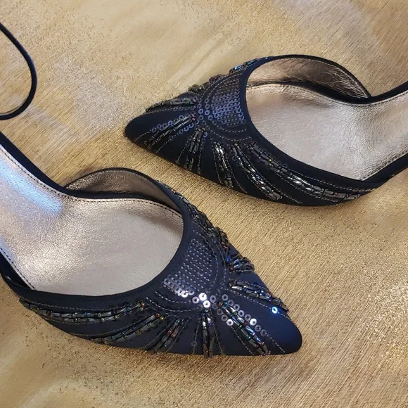 NWoT Adrianna Papell Navy Blue Satin Beaded Pointed Toe Pump, Size 7.5 - Picture 7 of 16